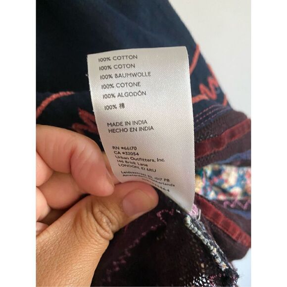 Free people- Poppy Embroidered Top Navy Cropped Bohemian Blouse - Picture 7 of 9